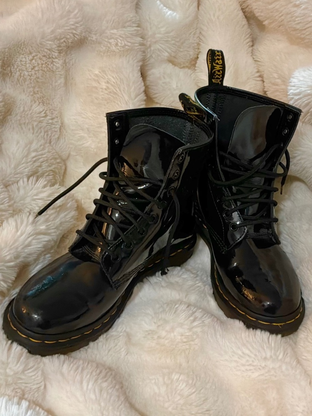 Dr. Martens 1460 Patent Leather Boots - Black - Size 8 Women’s